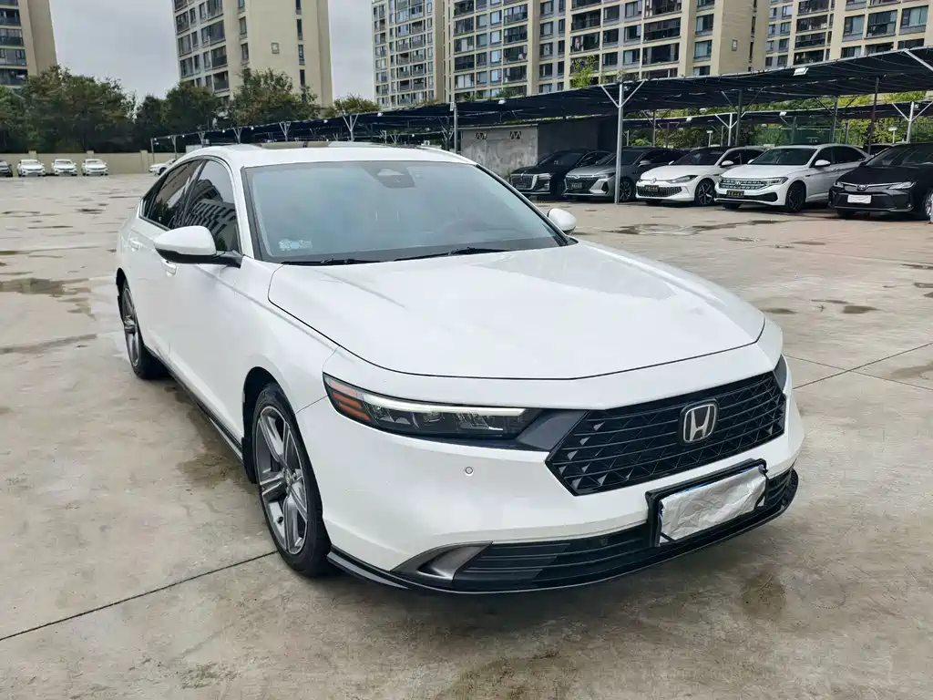 Honda Accord — фото 3