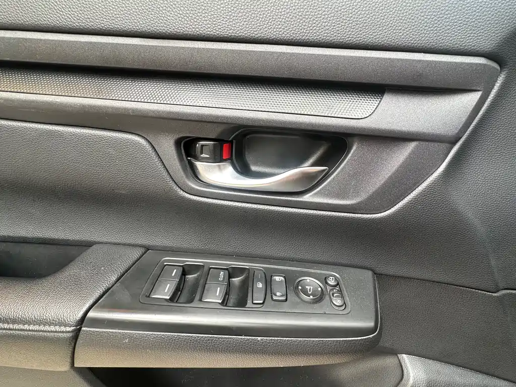 Honda CR-V — фото 12