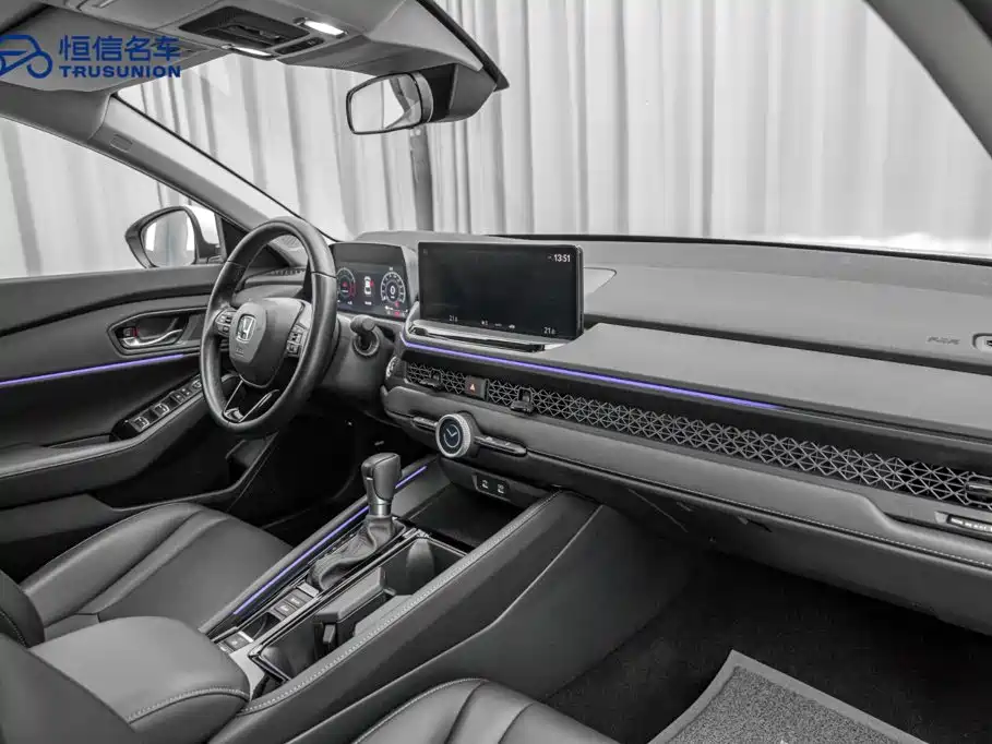 Honda Accord — фото 18