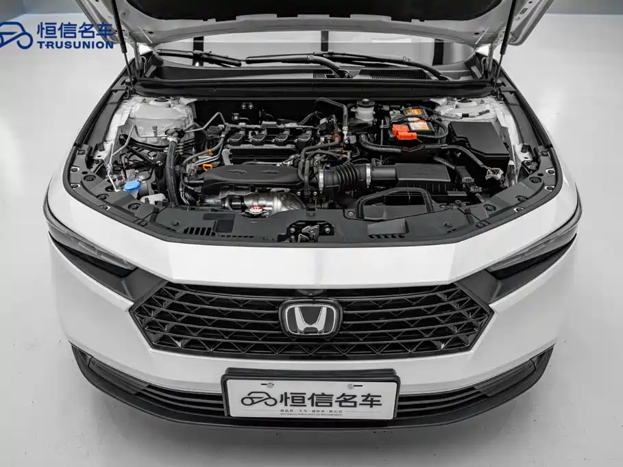 Honda Accord — фото 21