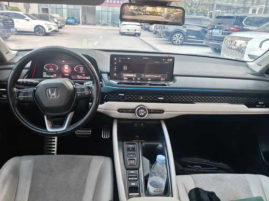 Honda Accord New Energy — фото 7