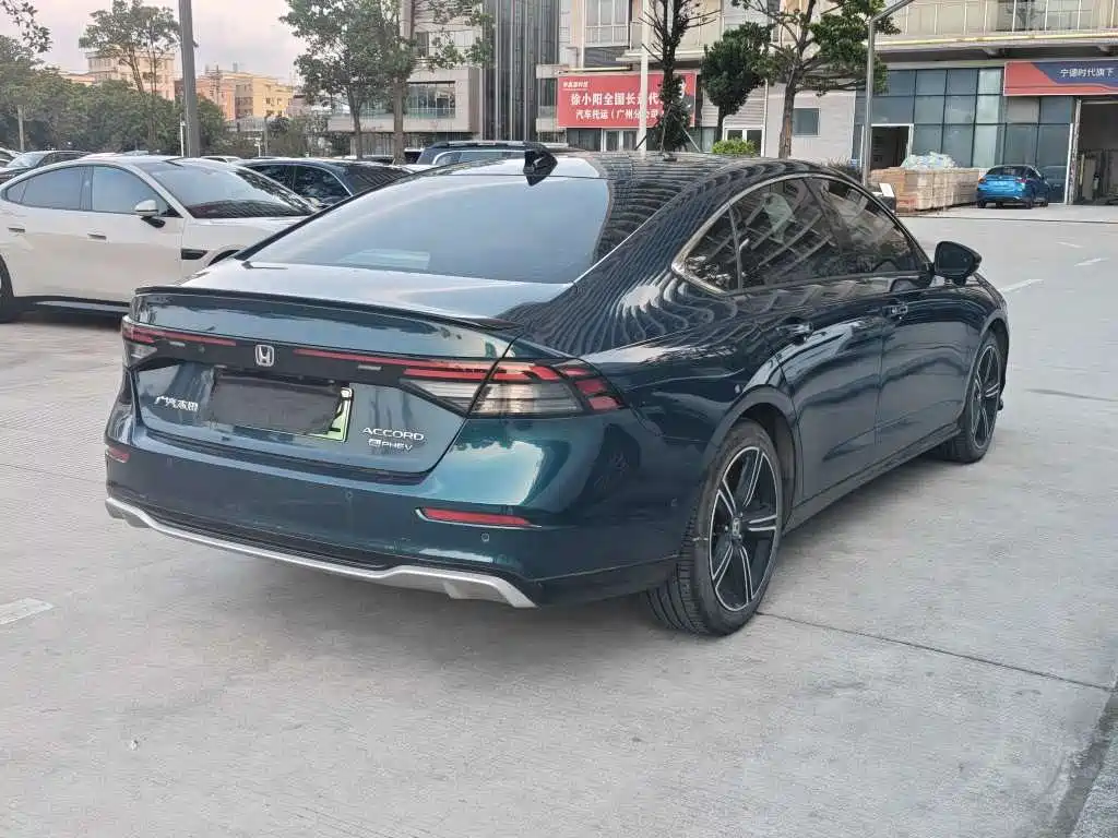 Honda Accord New Energy — фото 9