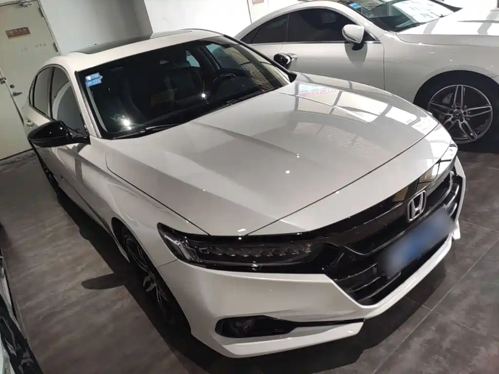 Honda Accord — фото 4