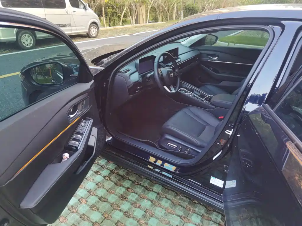 Honda Accord New Energy — фото 14