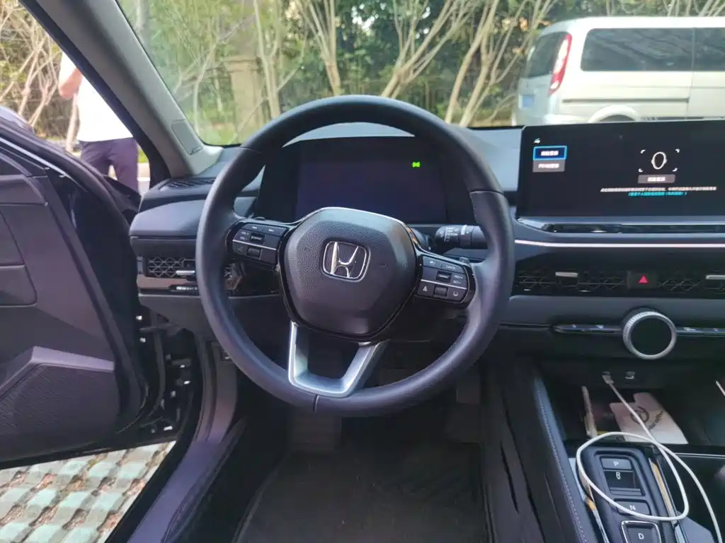 Honda Accord New Energy — фото 3