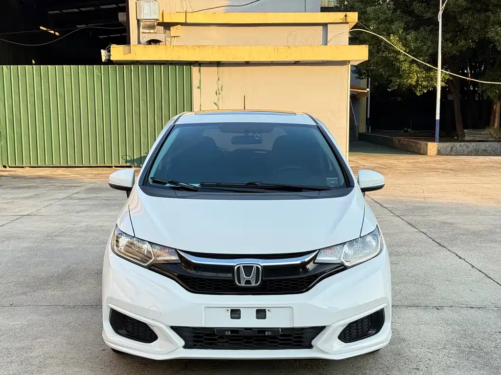 Honda Fit — фото 3