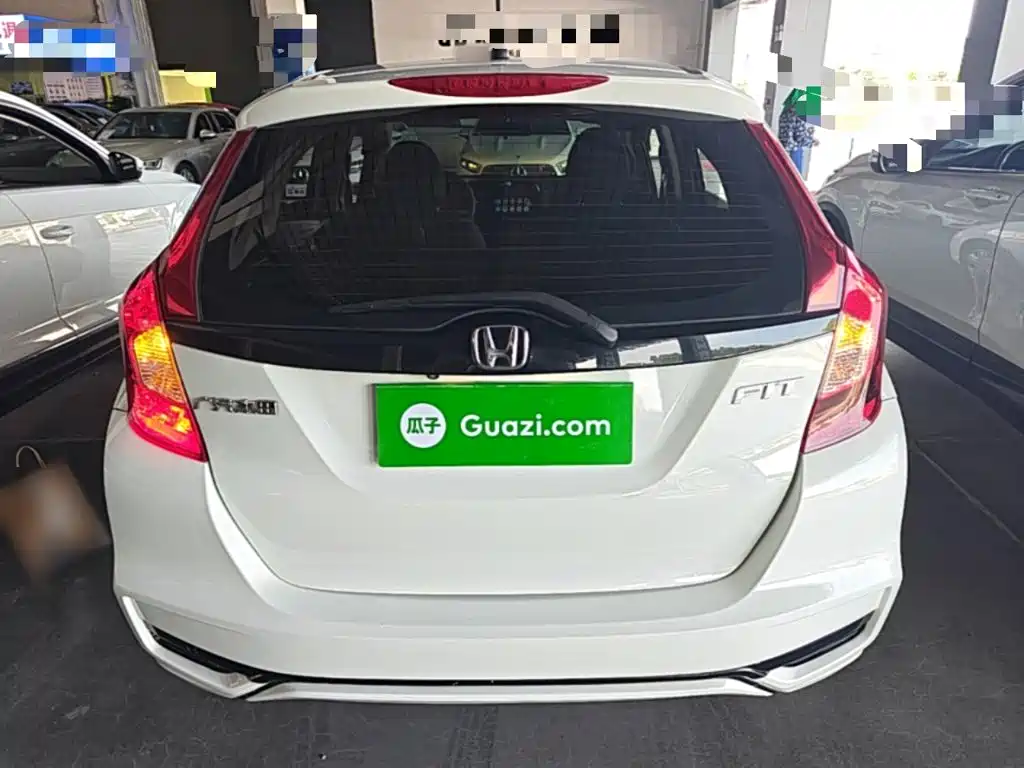 Honda Fit — фото 6