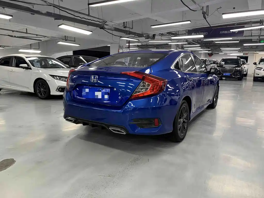 Honda Civic — фото 4