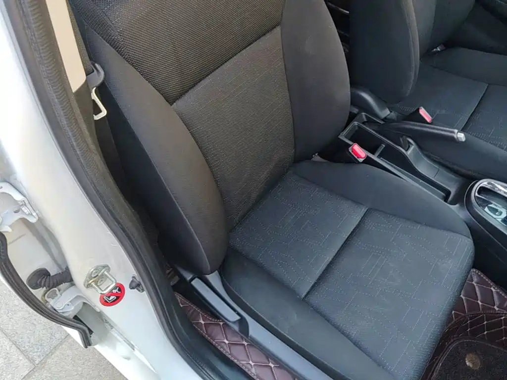 Honda Fit — фото 25