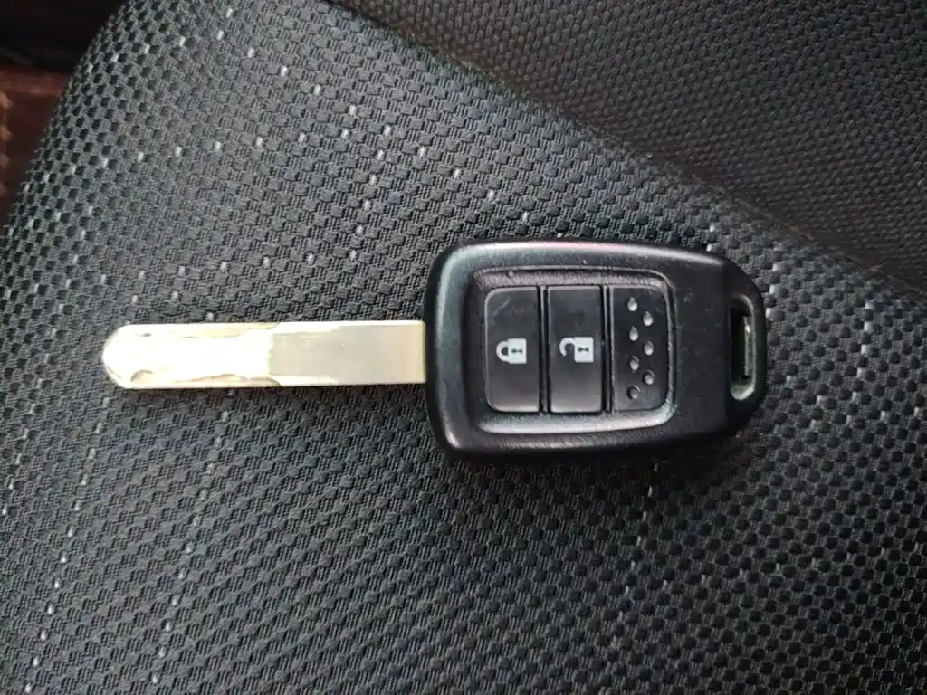 Honda Fit — фото 9