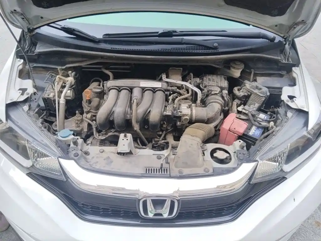 Honda Fit — фото 11