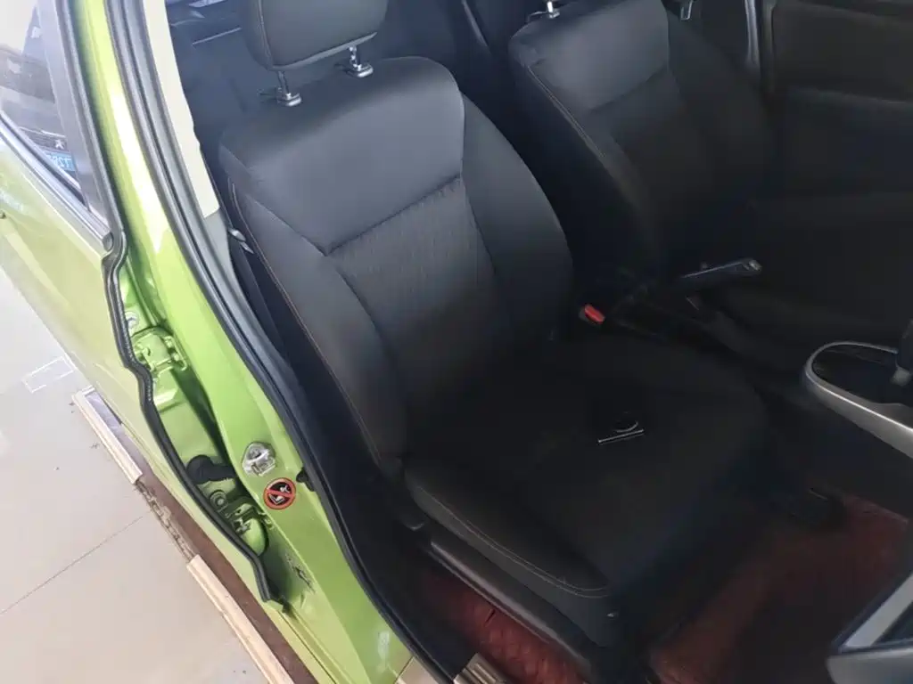 Honda Fit — фото 25