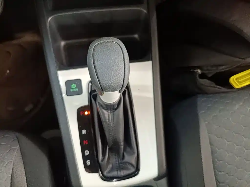 Honda Fit — фото 14