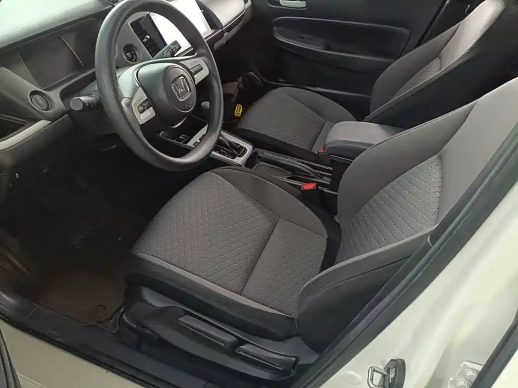 Honda Fit — фото 15