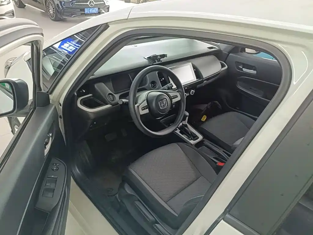 Honda Fit — фото 16
