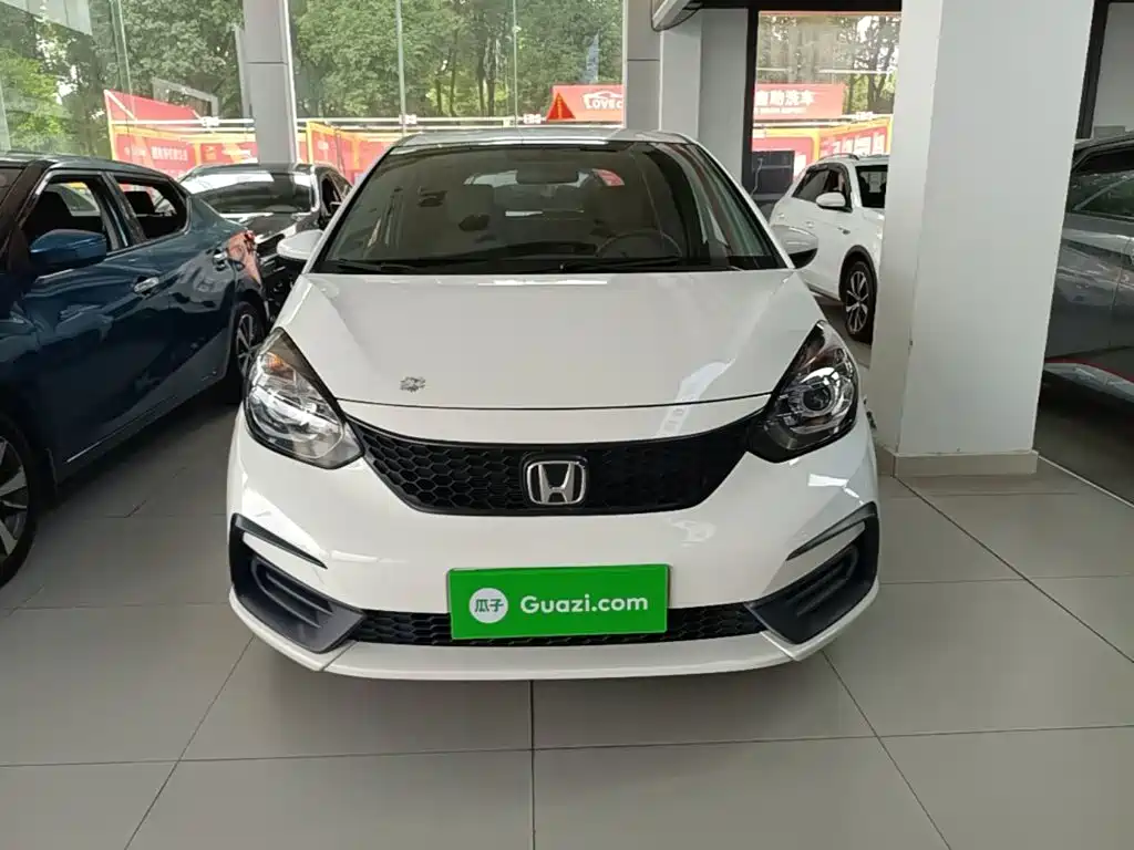 Honda Fit — фото 3