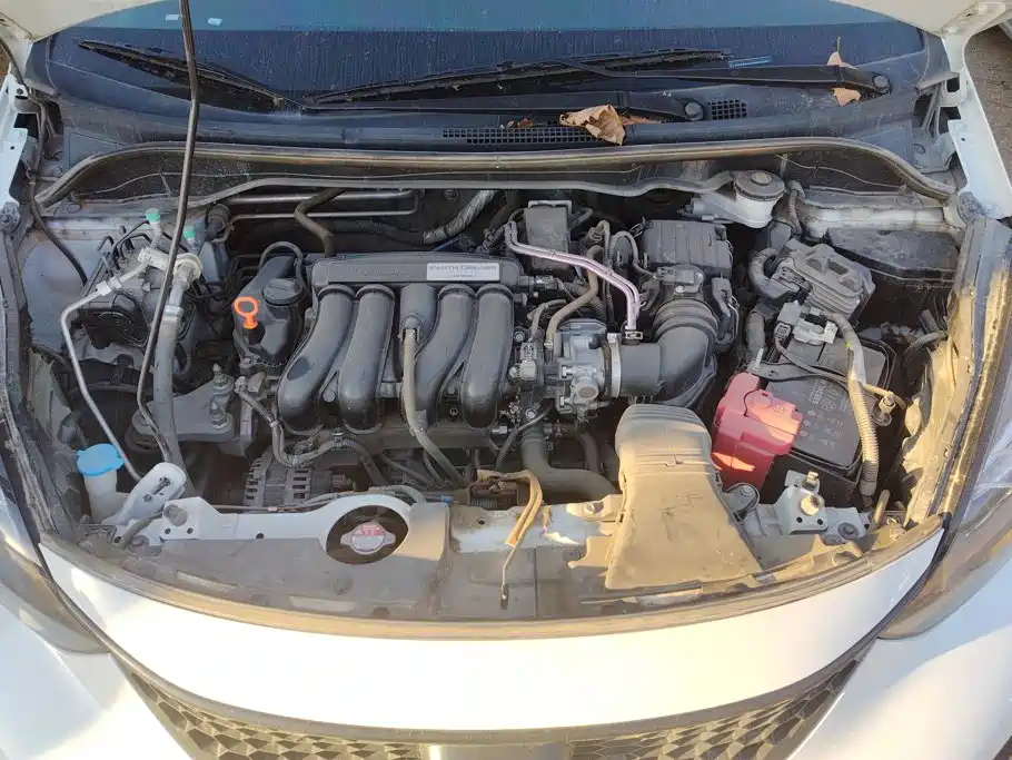 Honda Fit — фото 10