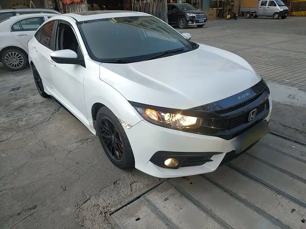 Honda Civic — фото 20