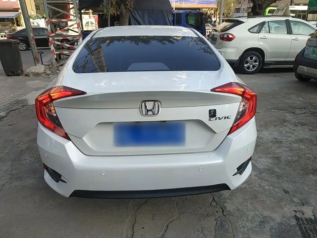 Honda Civic — фото 22
