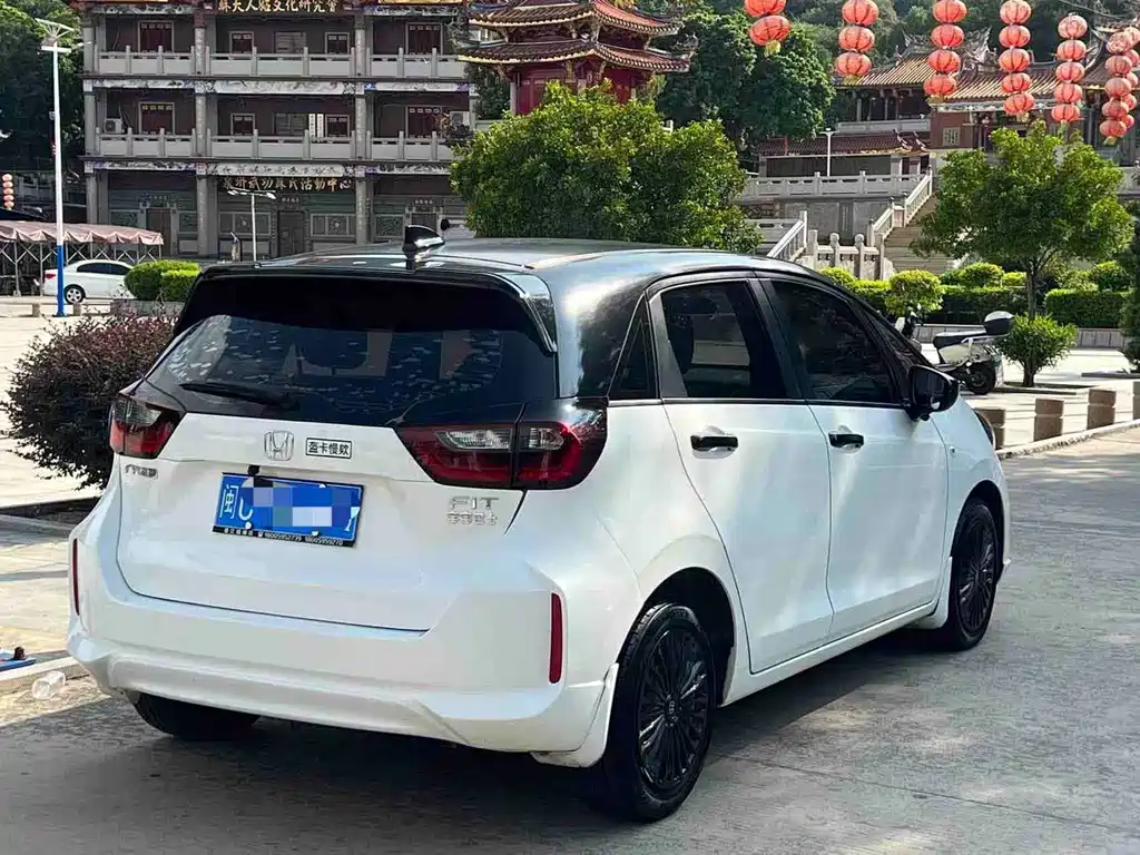 Honda Fit — фото 6