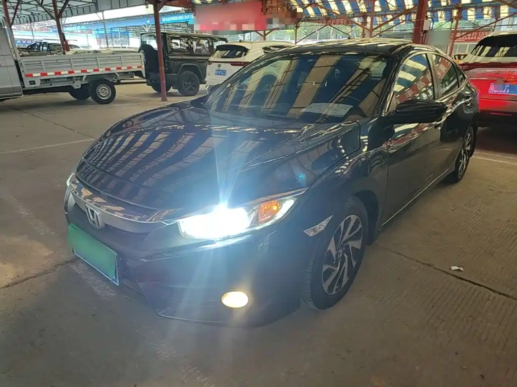 Honda Civic — фото 2