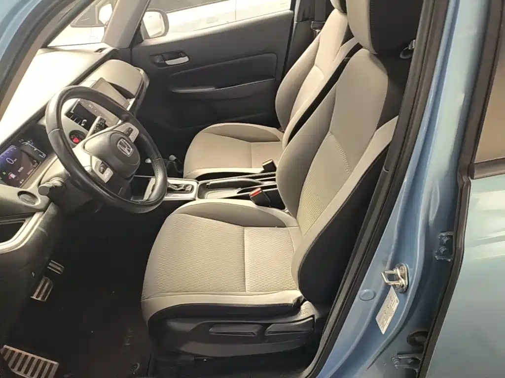 Honda Fit — фото 15