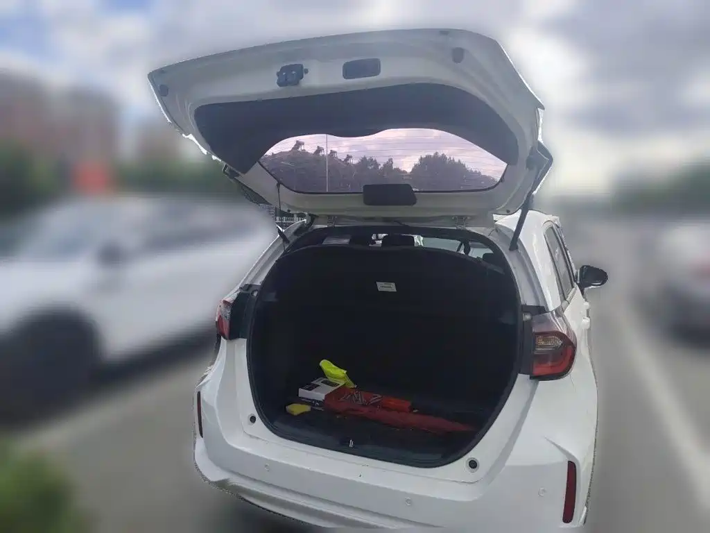 Honda Fit — фото 15