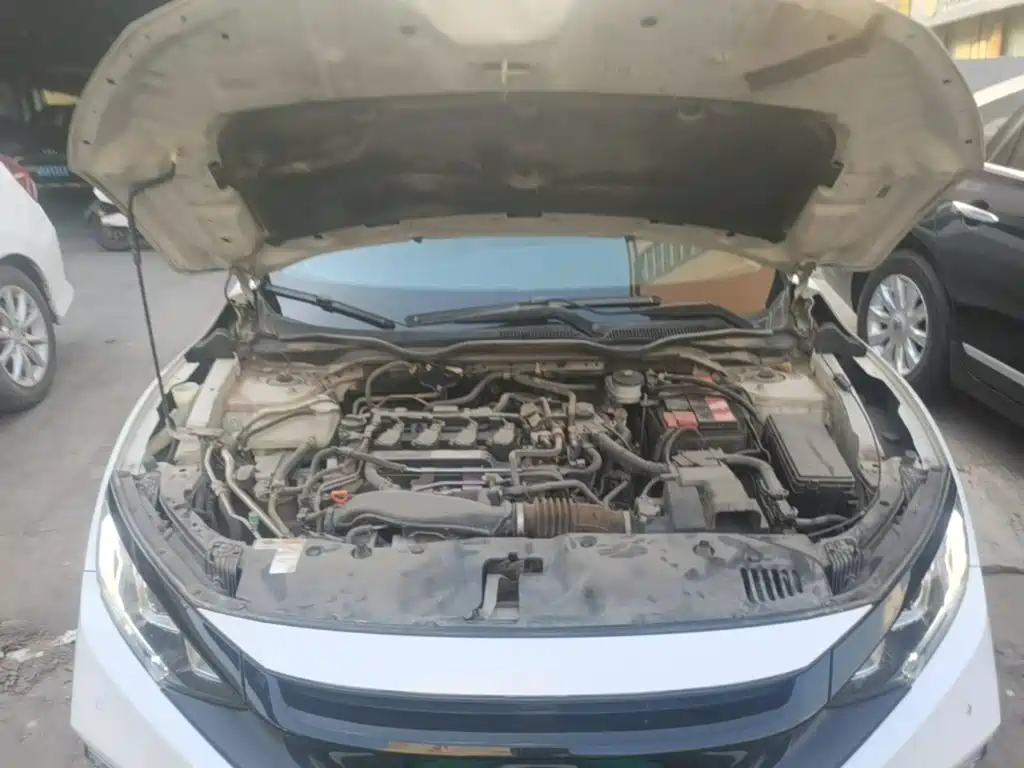 Honda Civic — фото 20