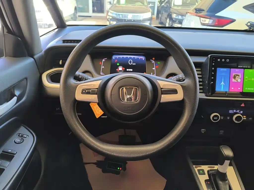 Honda Fit — фото 11