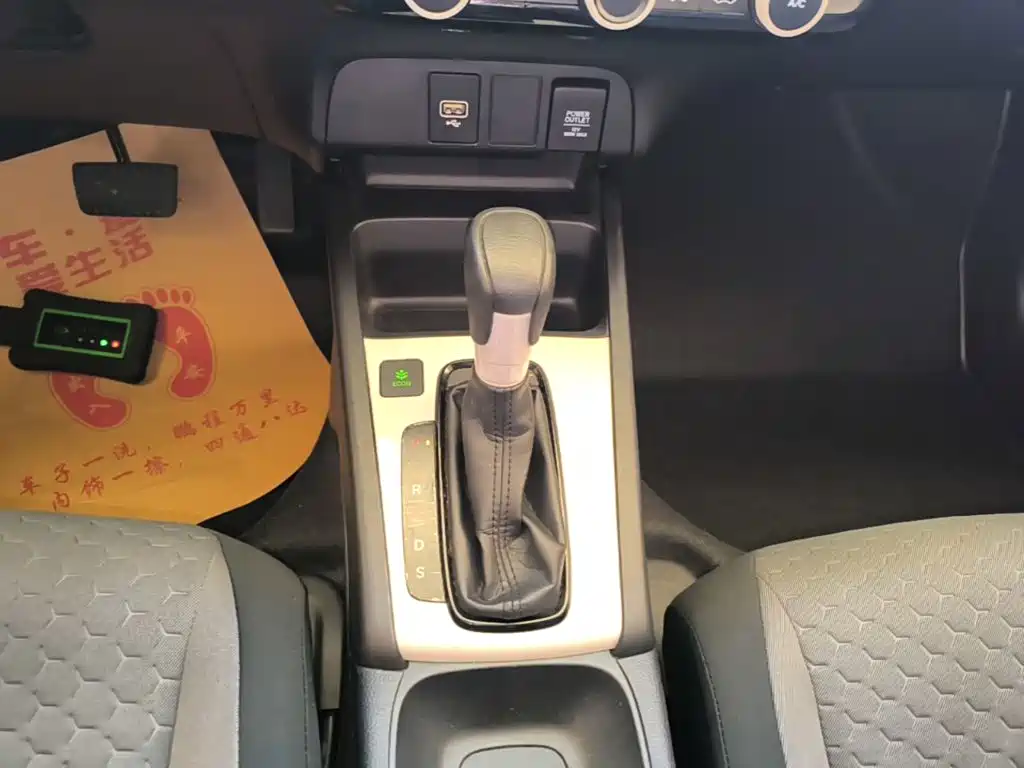 Honda Fit — фото 14