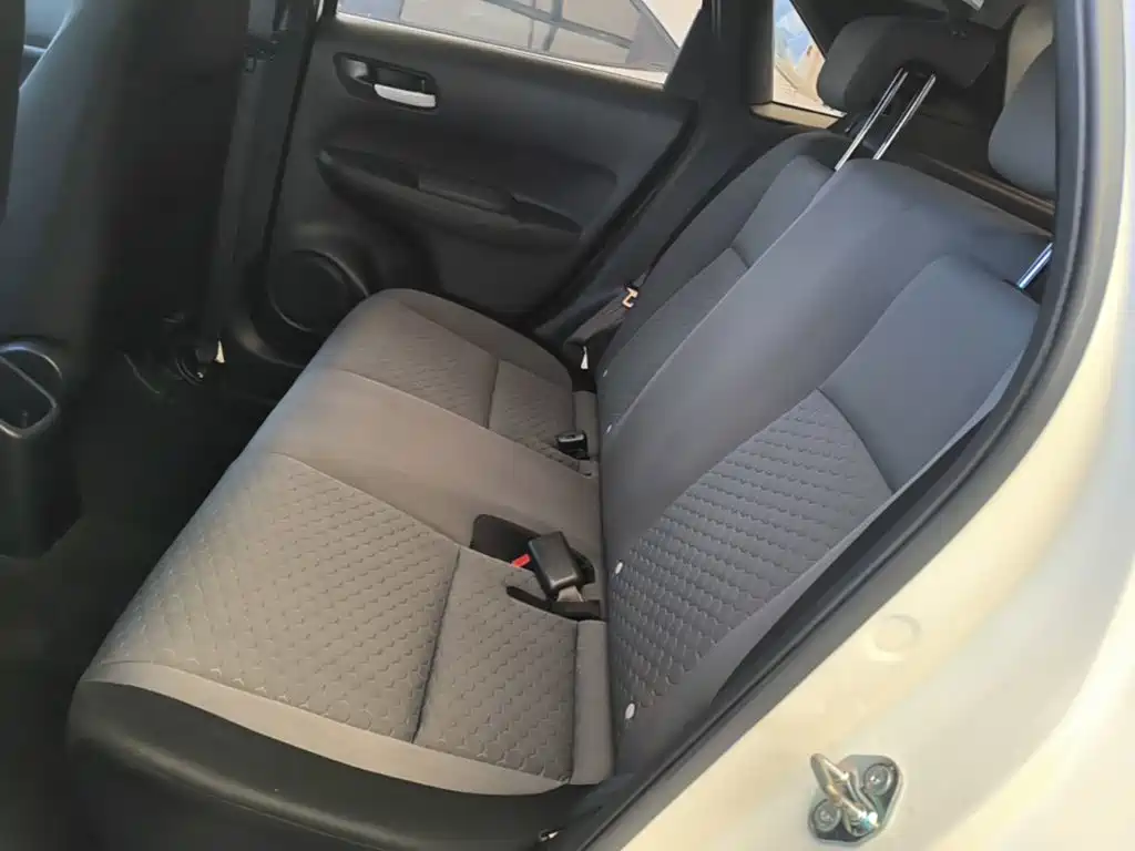 Honda Fit — фото 17