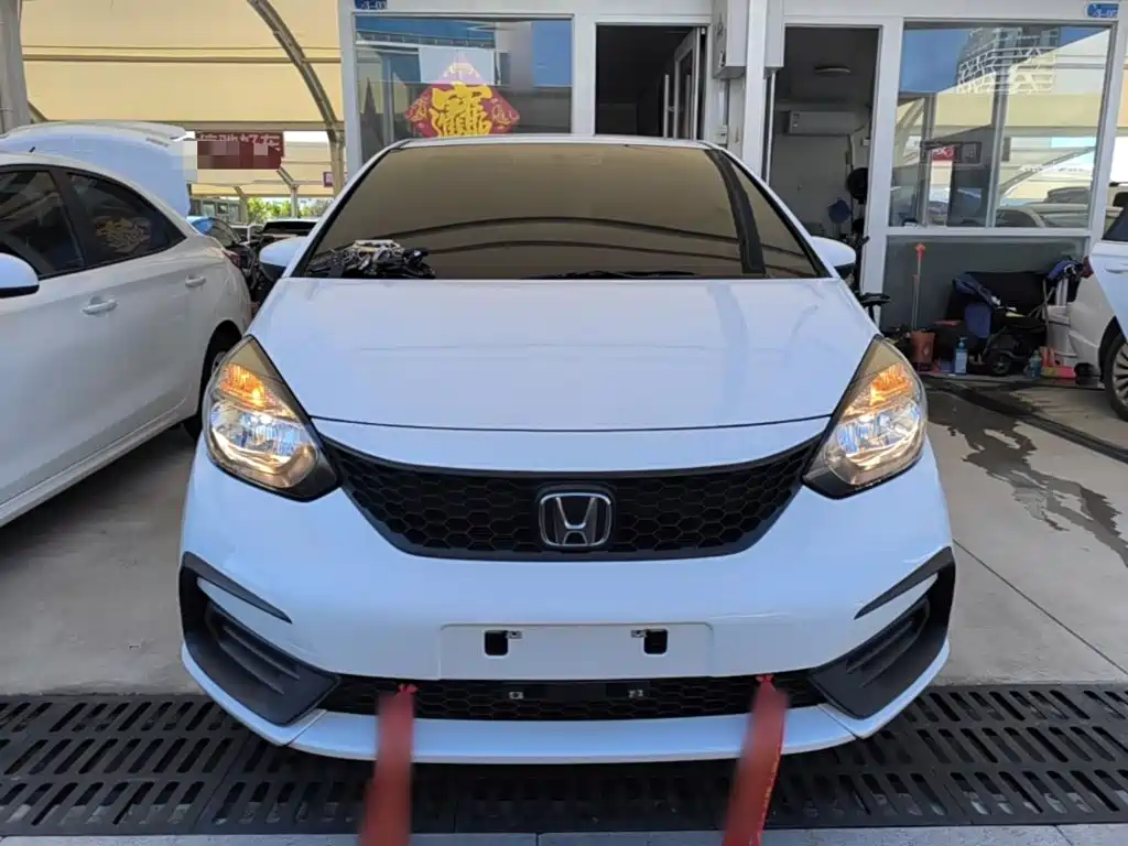 Honda Fit — фото 3