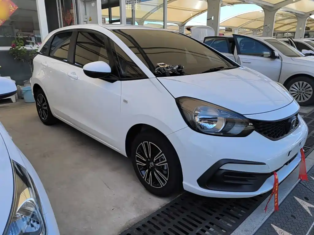 Honda Fit — фото 4