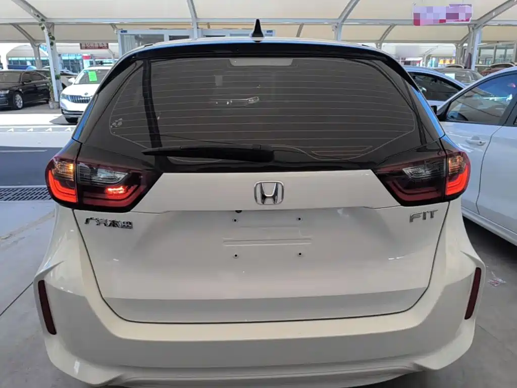 Honda Fit — фото 6