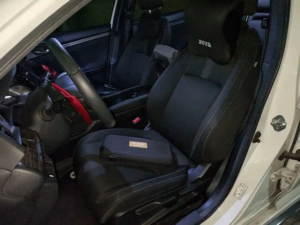 Honda Civic — фото 11
