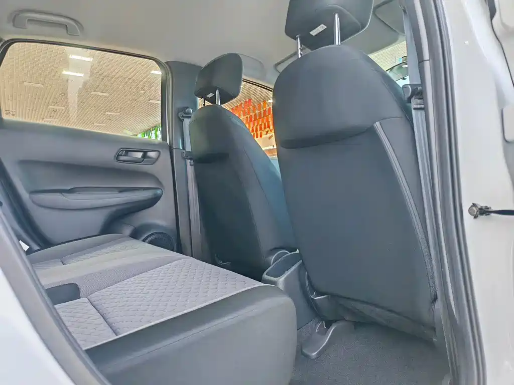 Honda Fit — фото 6