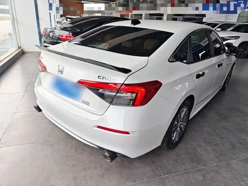 Honda Civic — фото 7