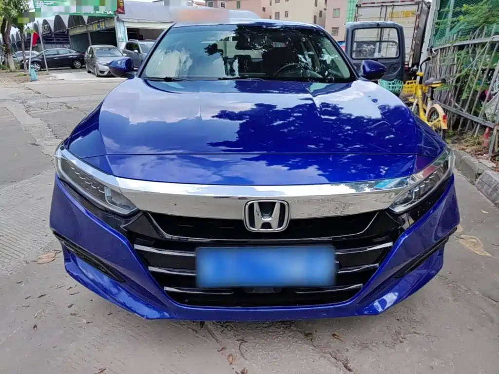 Honda Accord — фото 3