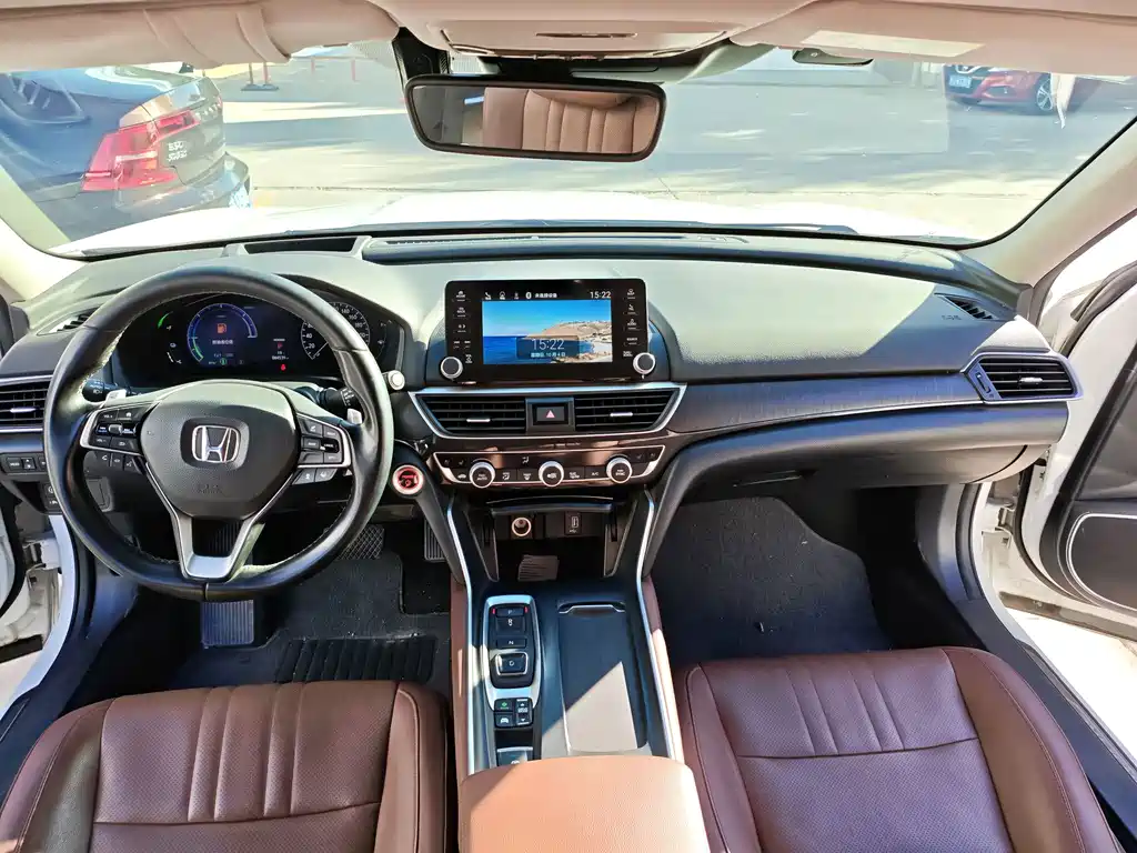 Honda Inspire — фото 10