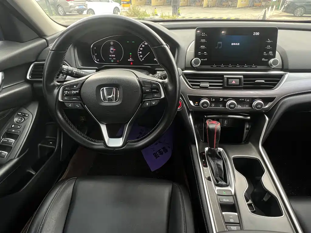 Honda Accord — фото 13