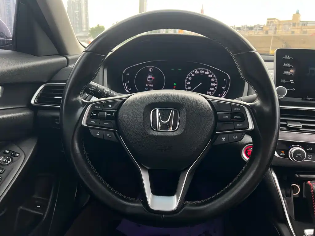 Honda Accord — фото 14