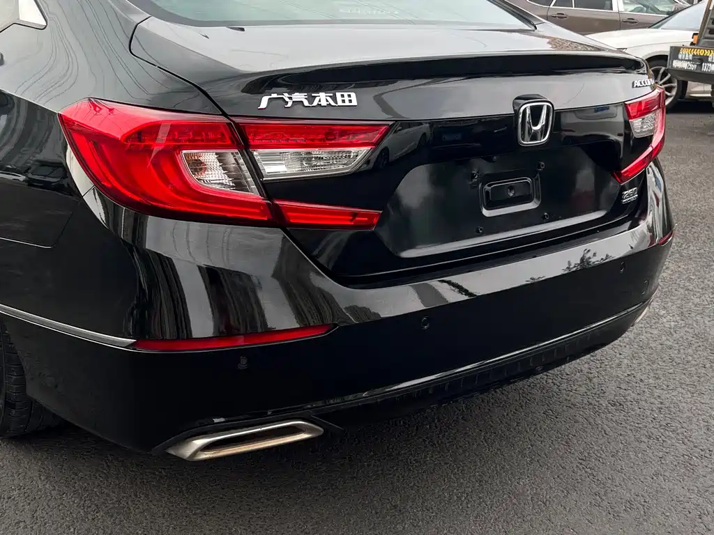 Honda Accord — фото 26