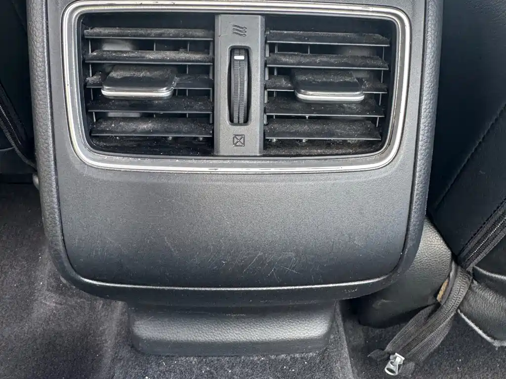 Honda Accord — фото 19