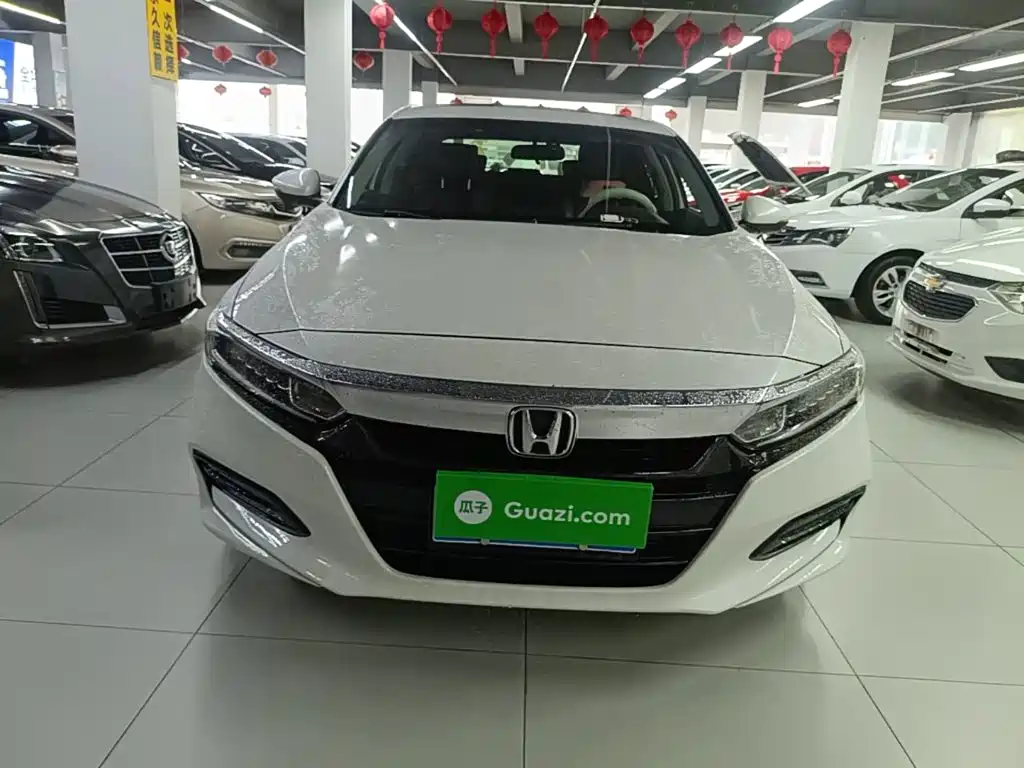 Honda Accord — фото 3