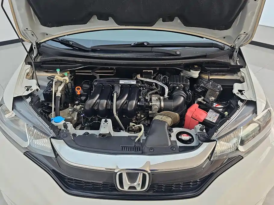 Honda Fit — фото 10