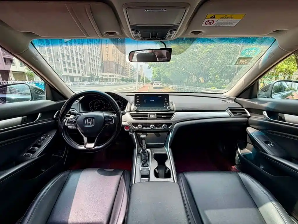Honda Accord — фото 5