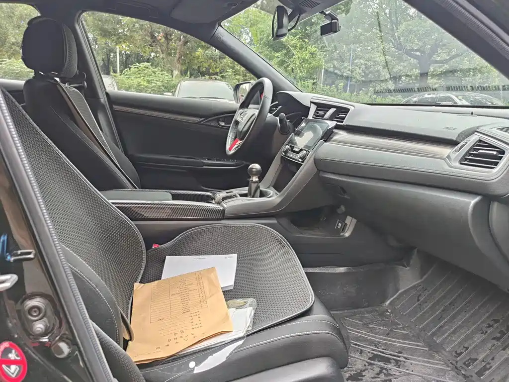 Honda Civic — фото 13