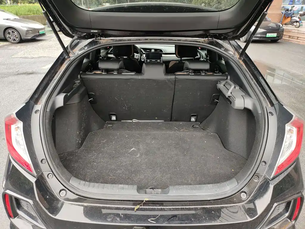 Honda Civic — фото 10