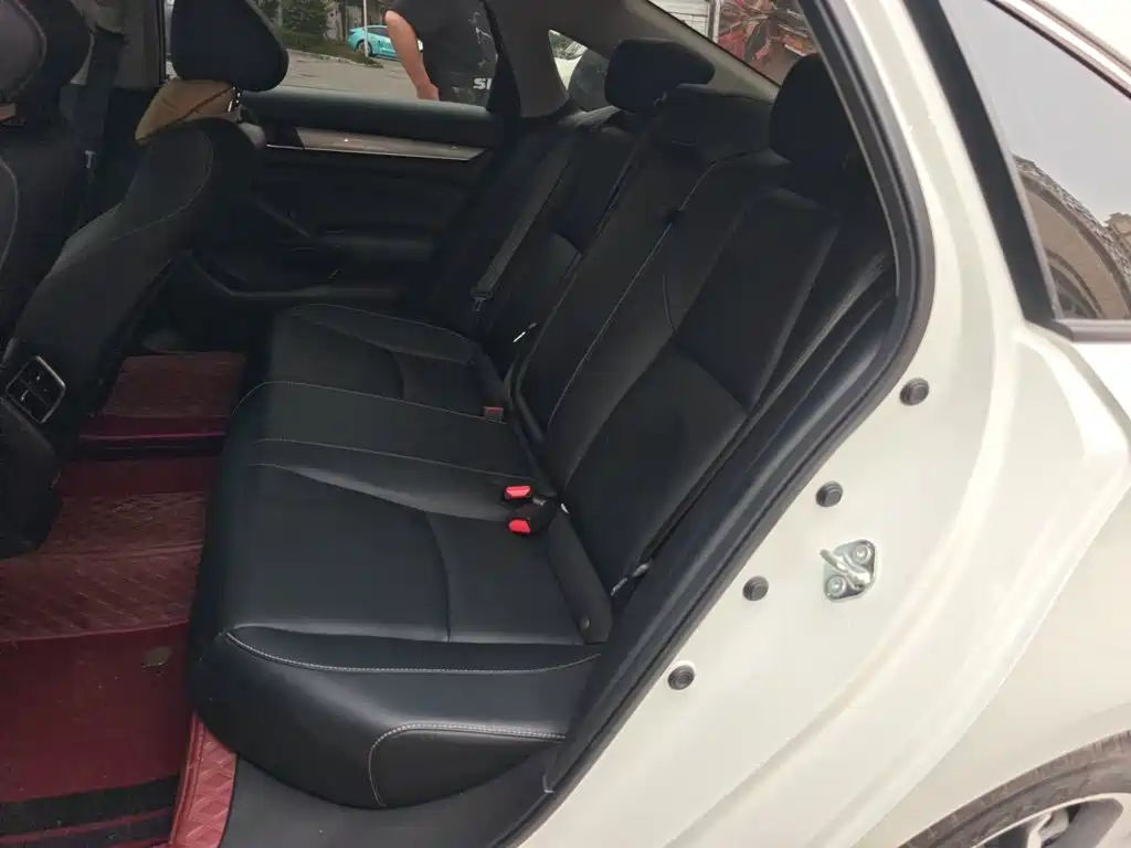 Honda Inspire — фото 13