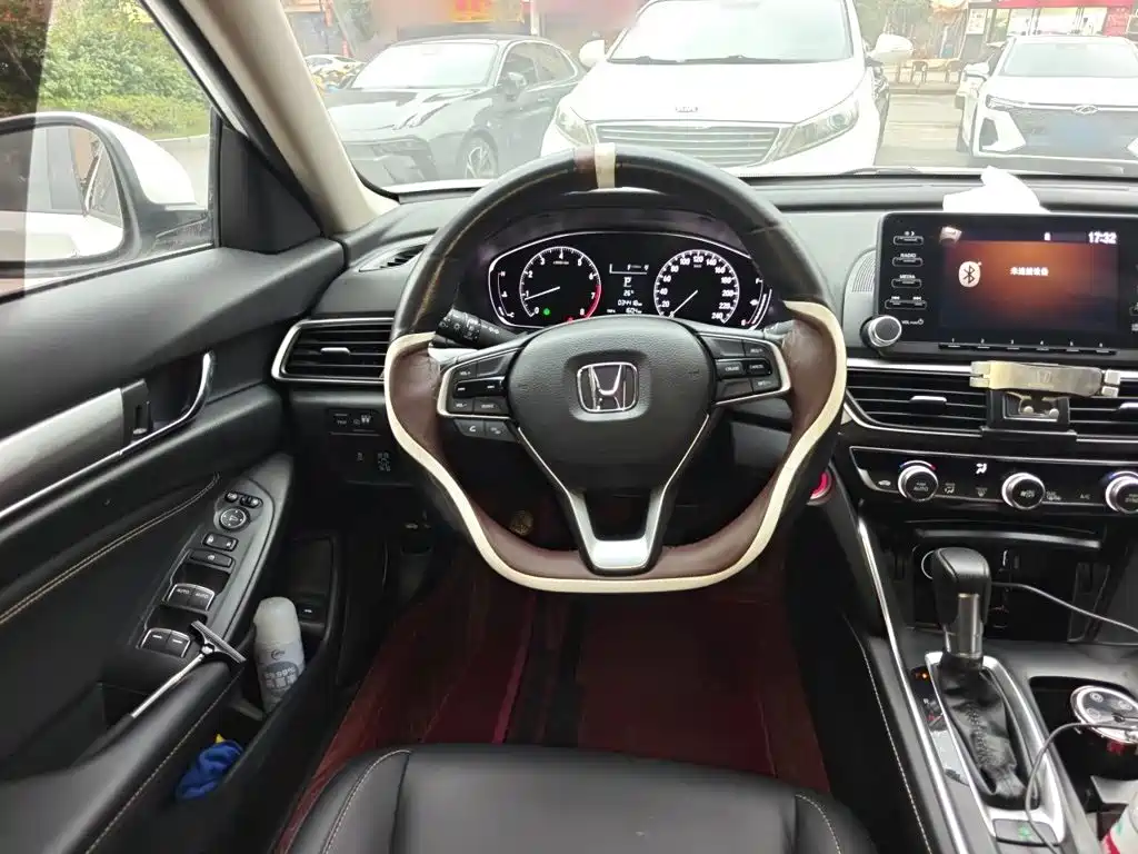 Honda Inspire — фото 6